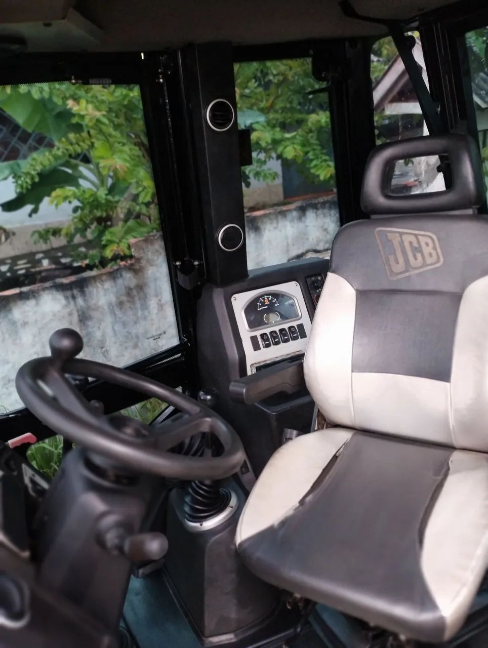 Retroescavadeira JCB 3cx ano 2021 4x4 - Foto 5