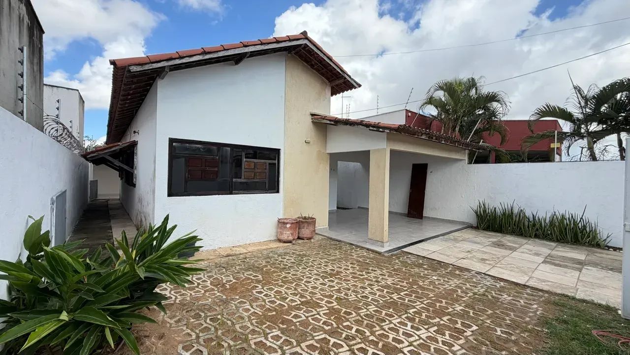 Alugo Casa no Caminho do Sol ( Parnamirim)