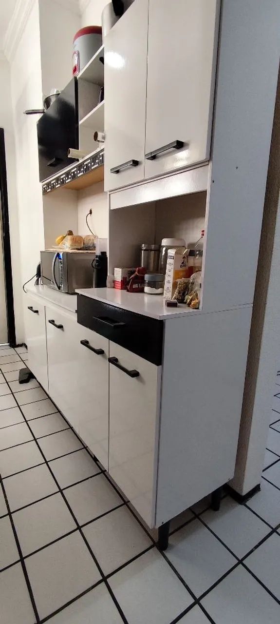 ARMÁRIO DE COZINHA 