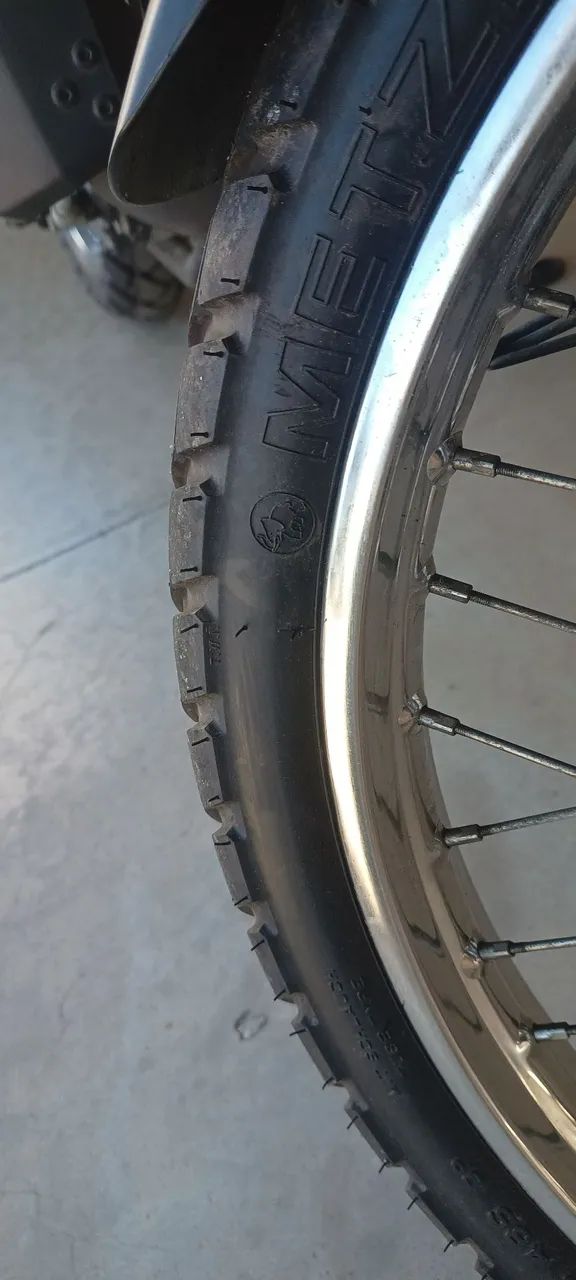  moto Lander XTZ  conect 2025 com 914 km - Foto 3