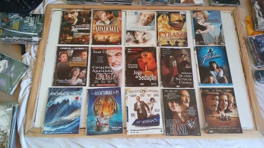 15 dvds originais com capa.  drama, comédia e comédia romantica - Foto 3
