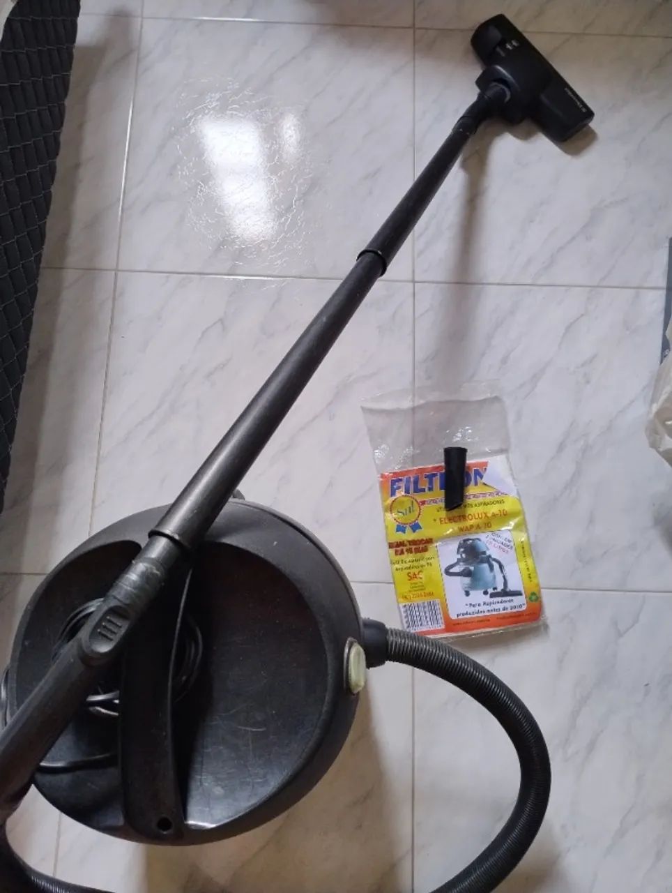 Aspirador de pó e água Eletrolux  - Foto 4