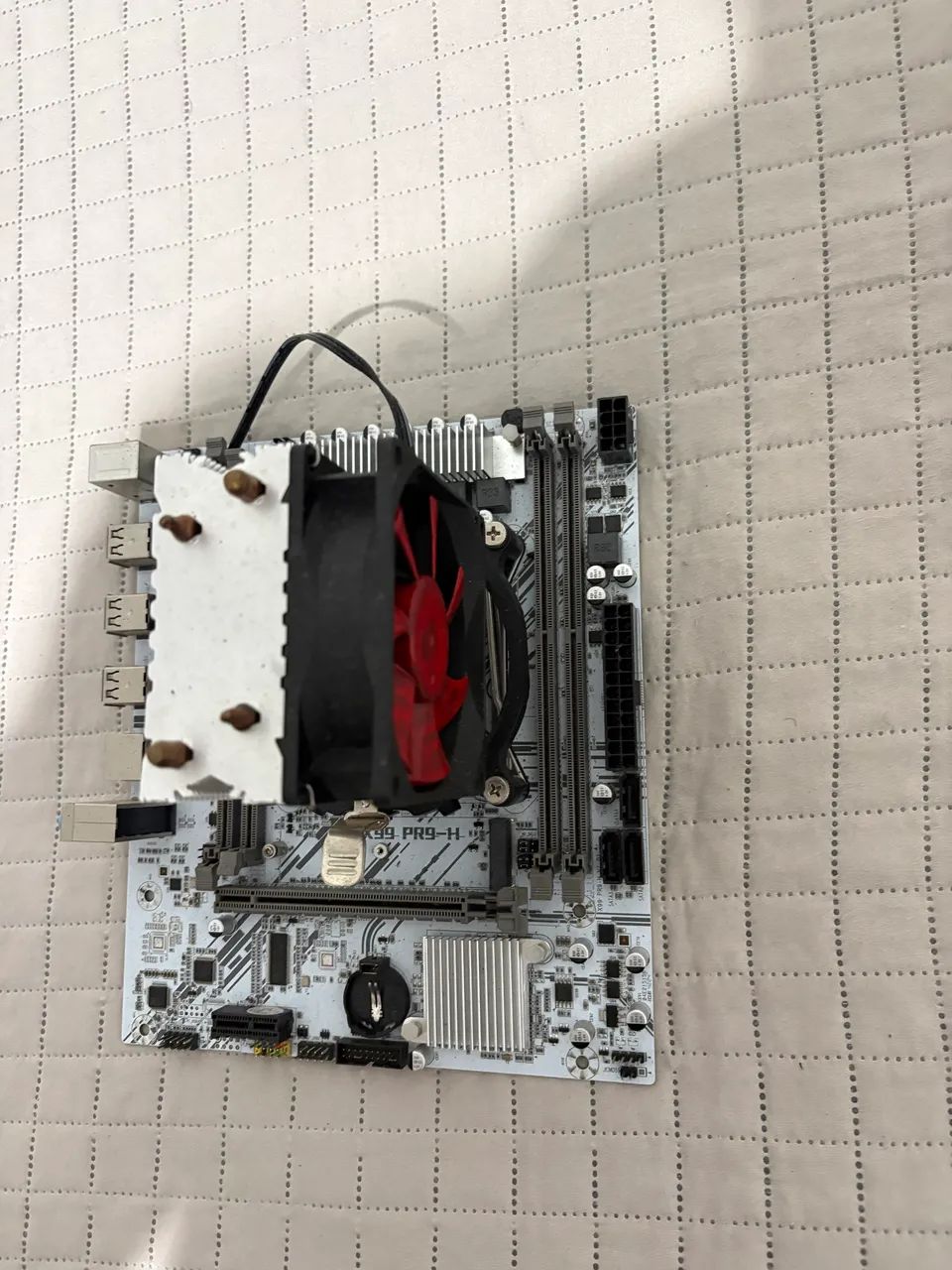 vende-se placa mãe xeon e processador  - Foto 2