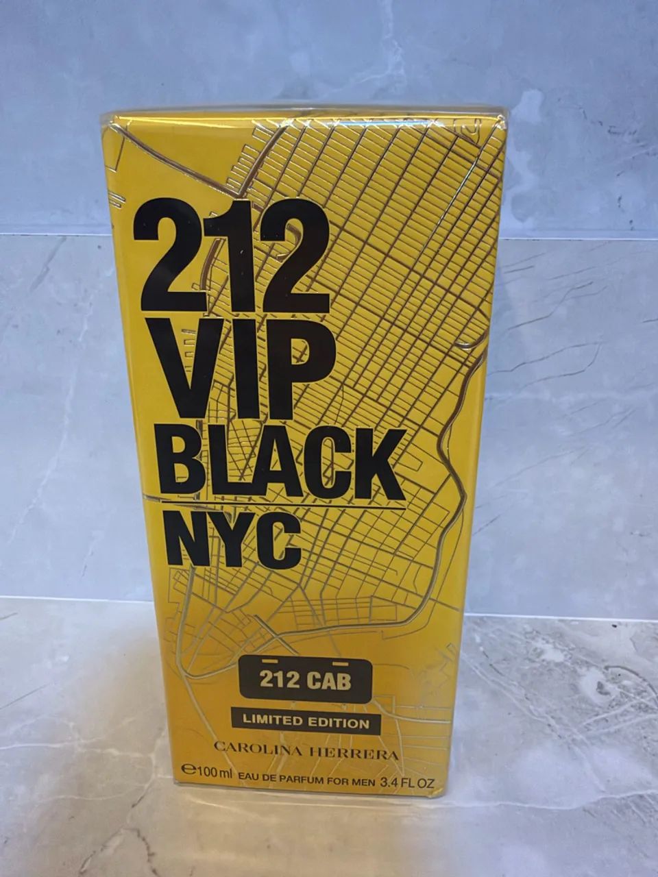 Perfume 212 VIP Black Cab Edição Limitada