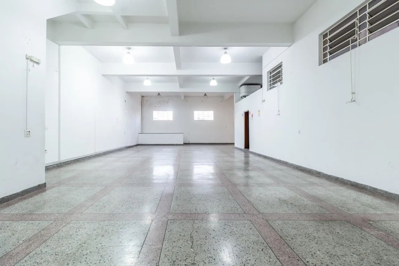 Prédio comercial na Avenida São Miguel, 1811 - 1813  650 m² - Foto 5