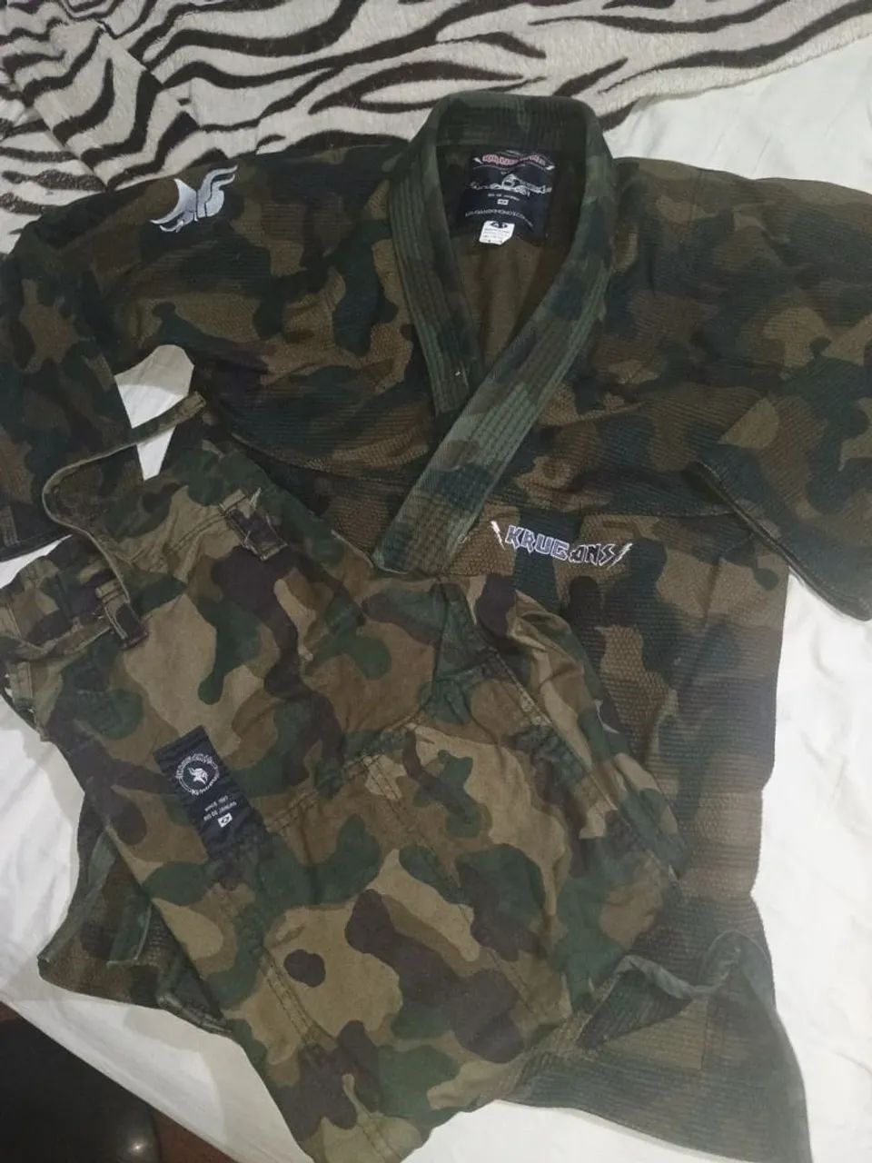 KIMONO JIU-JITSU $300 - Foto 2