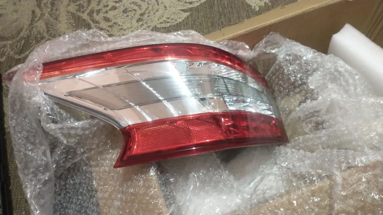 Sinaleira traseira Sentra nova 