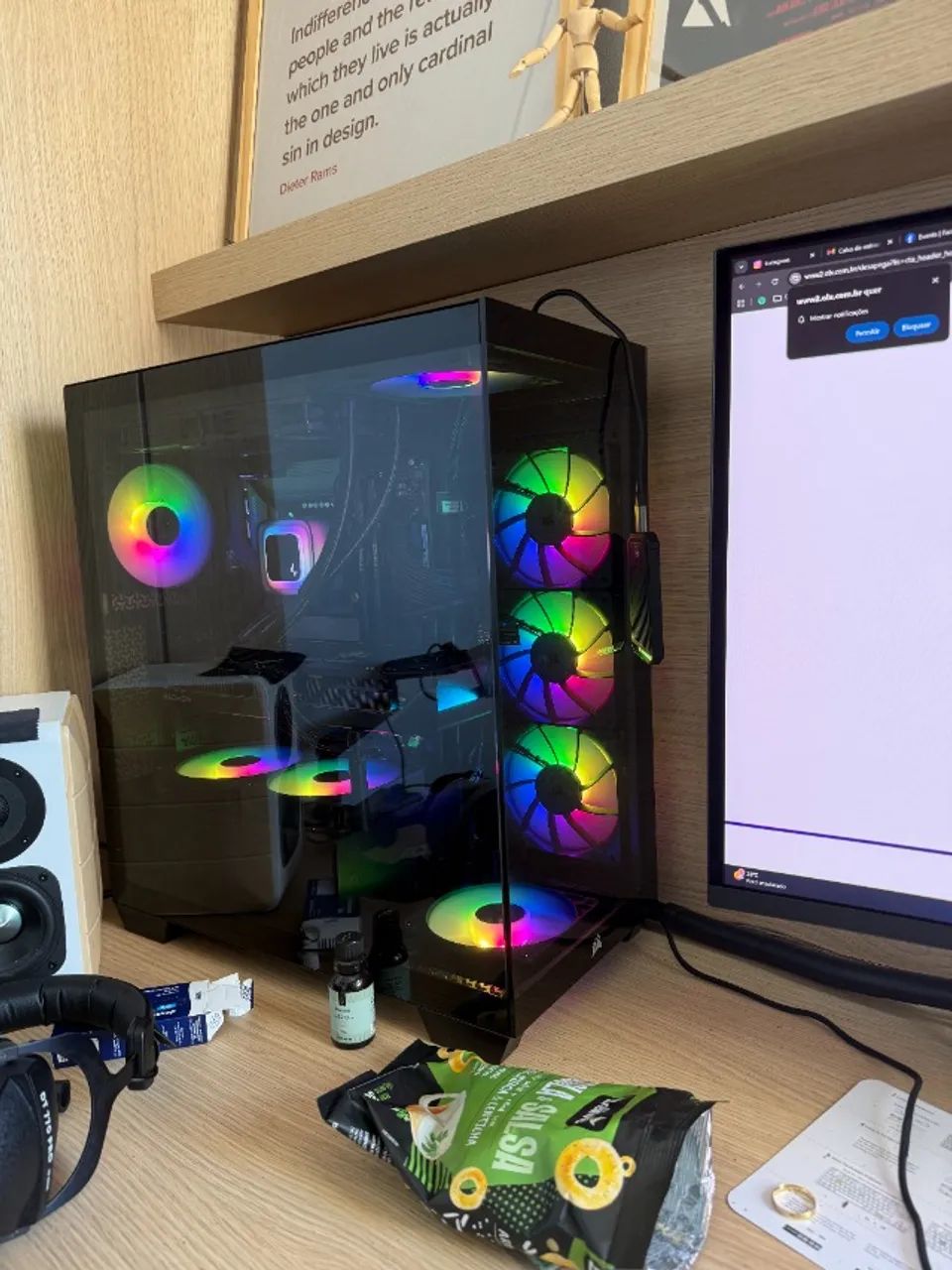 PC Gamer 265KF com RX9070XT e 32GB DDR5 