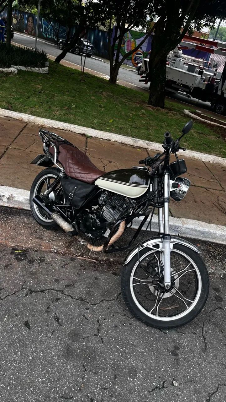 Intruder 125 2013 customizada  - Foto 2