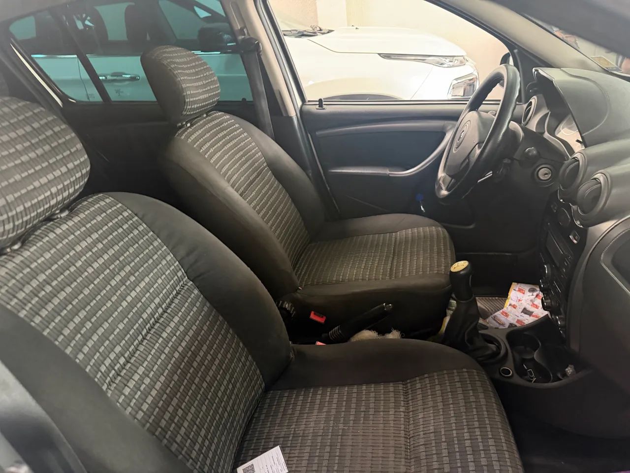 Renault Sandero Expression Hi-flex 1.6 8V 5P 2013 - Foto 4