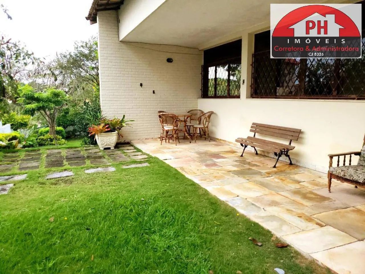 Alugo -Casa tipo sítio- Conforto e lazer a 4 min a pé da Praia do Sudoeste - Foto 5