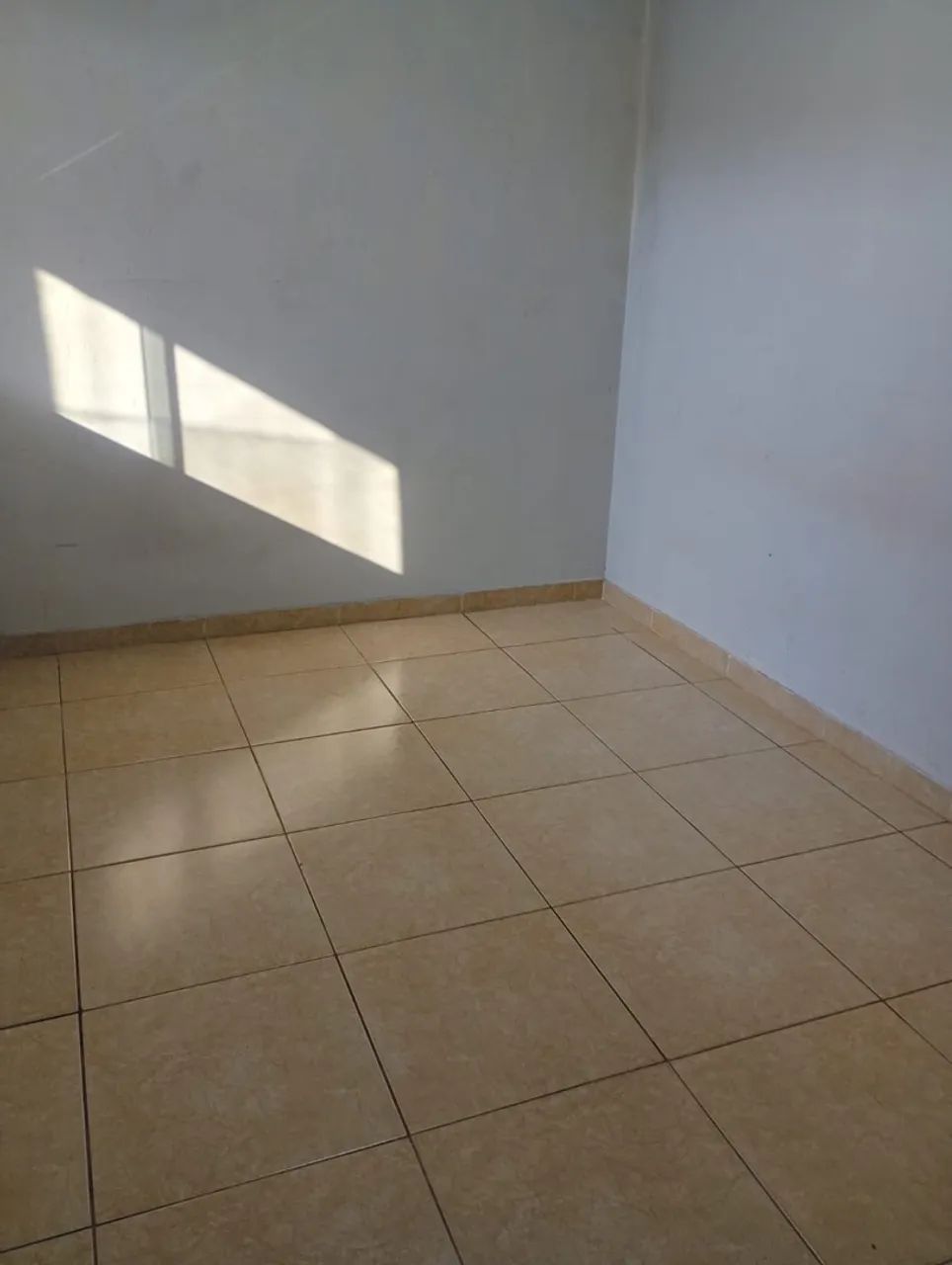 Vende-se kitnet 