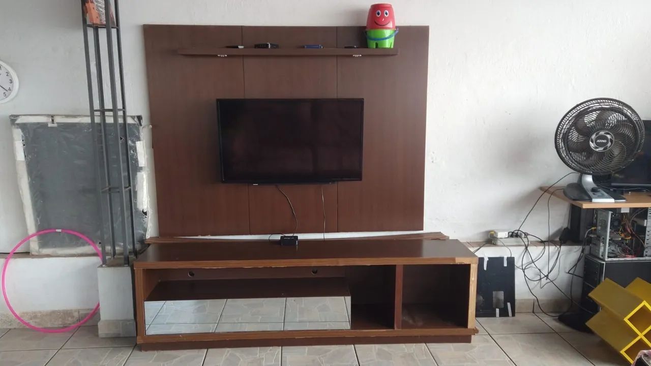 TV Panel418478854851809282