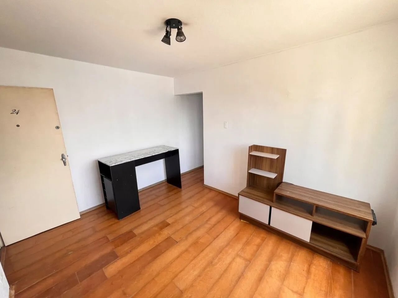 APARTAMENTO COM 2 QUARTOS FL26