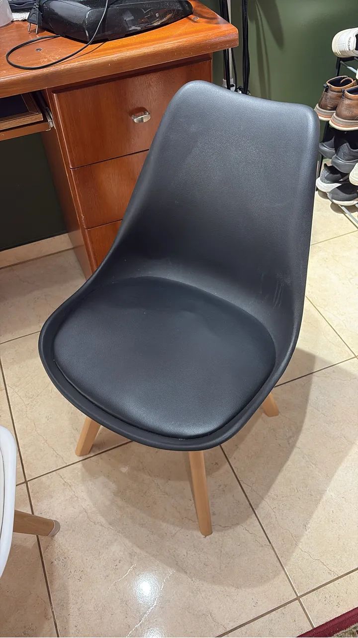 Cadeira Eames Leda Preta Tok Stok  - Foto 2
