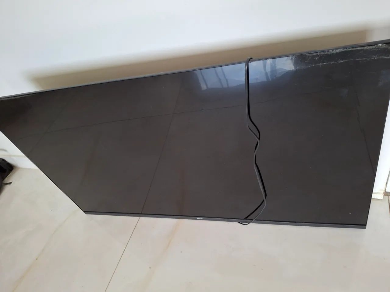 SmartTV Phillips 50 polegadas - Quebrada