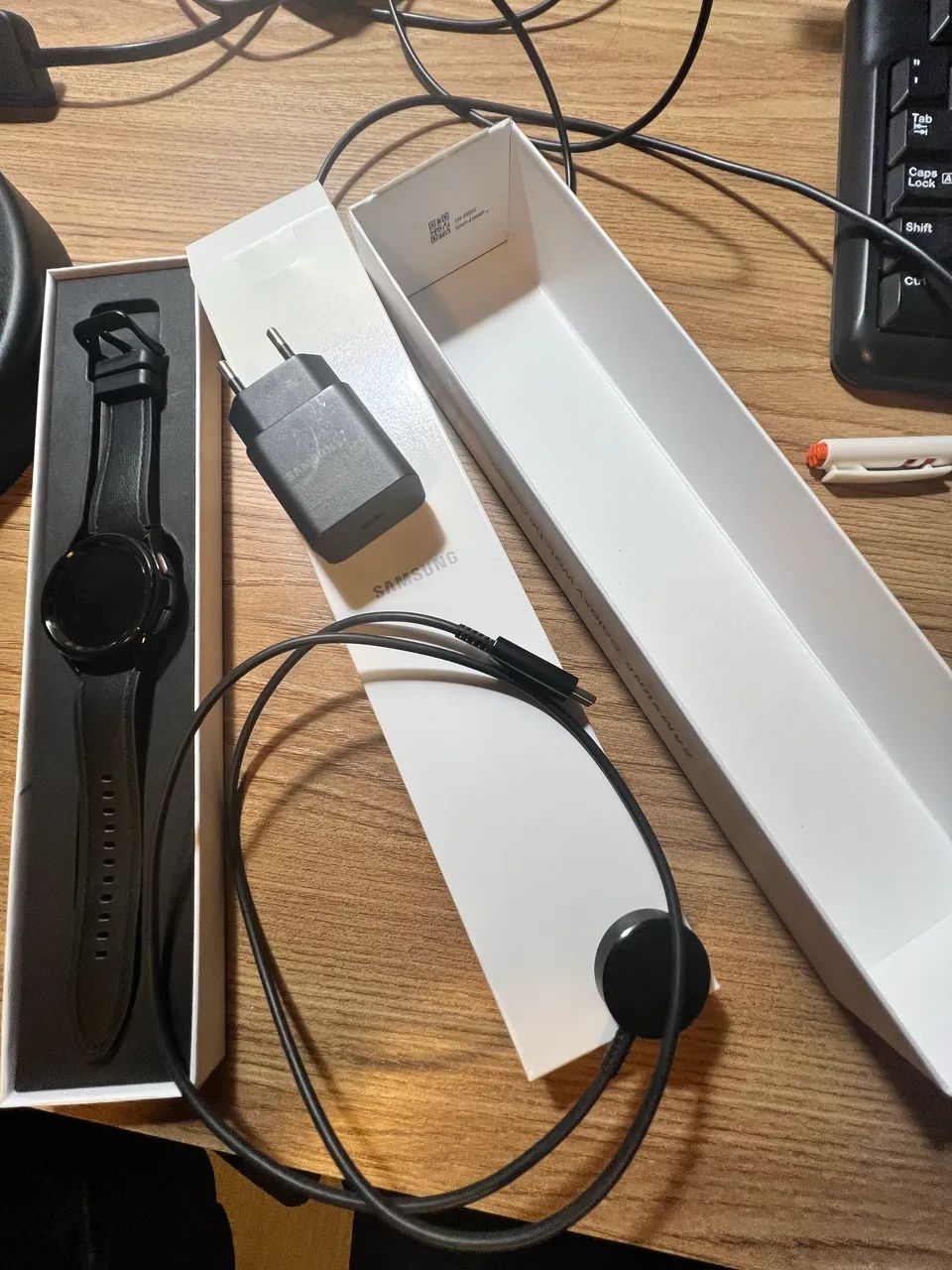 Smartwatch Galaxy Watch6 Classic Lte 47mm Grafite Samsung Desenho da pulseira Liso  - Foto 2