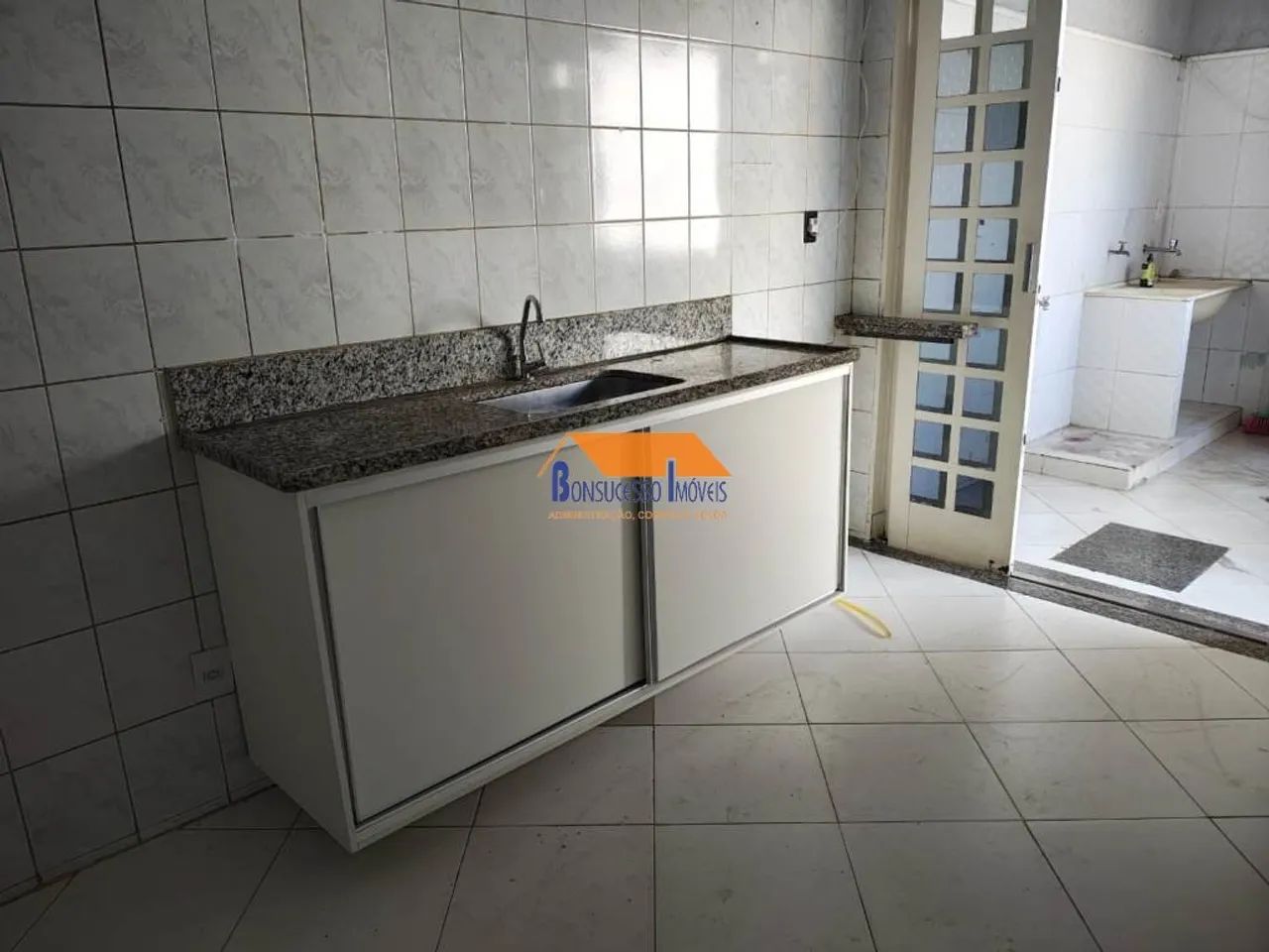 casa de 4 quartos, Bairro Serrano em Belo Horizonte - Foto 5