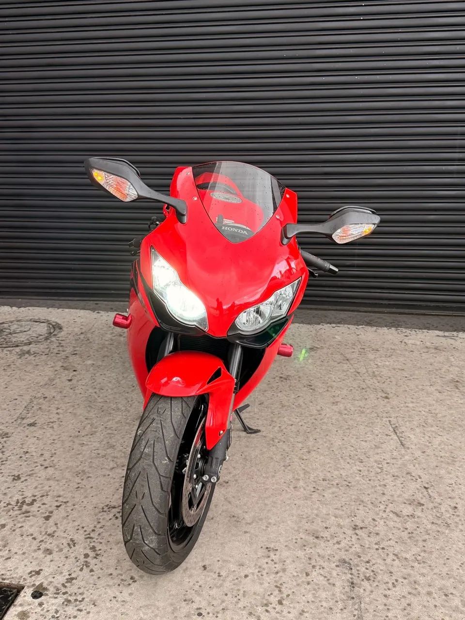 Honda CBR 1000 RR Fireblade - Foto 2