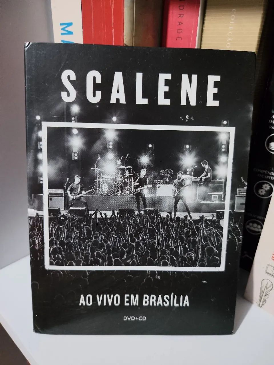 Kit Scalene: Magnetite e Ao vivo em Brasília CD e DVD - Foto 5