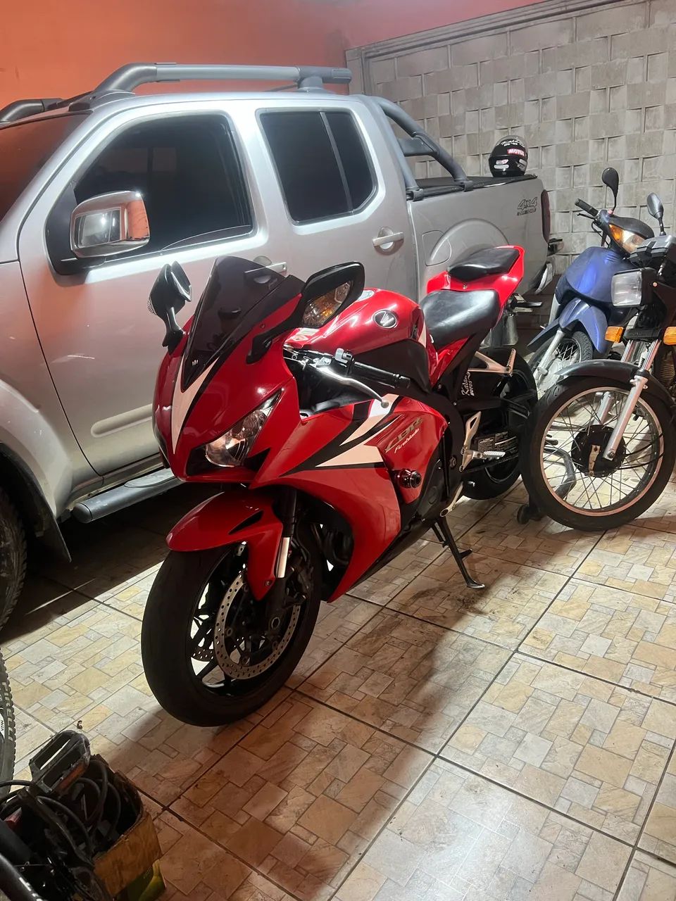 Cbr 1000 - Foto 2