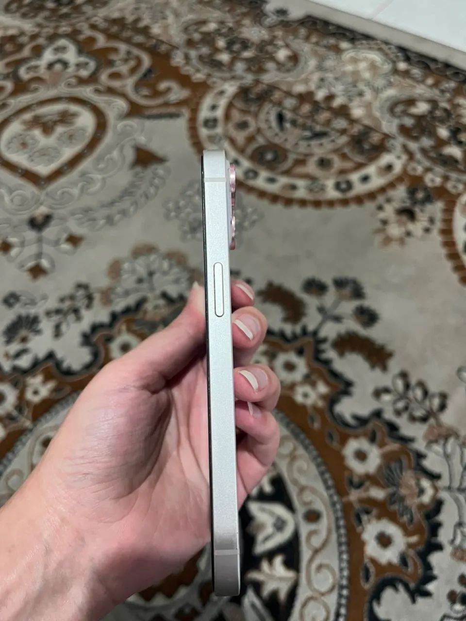 iPhone 13 - 128 GB