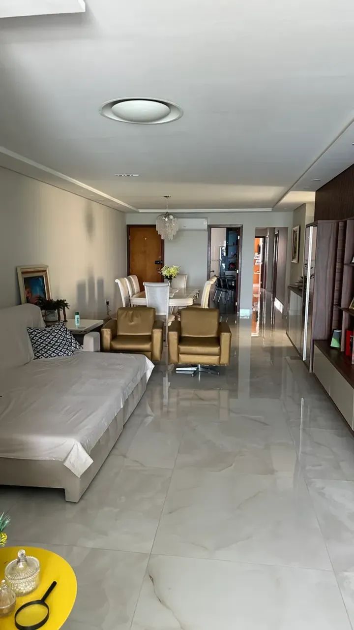 Apartamento para venda com 218 metros quadrados com 4 quartos - Foto 3