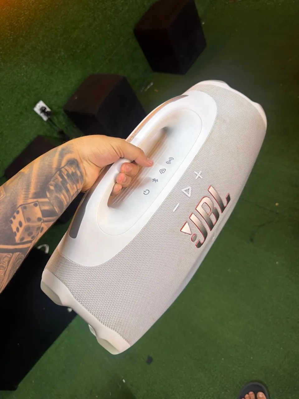 Jbl 4