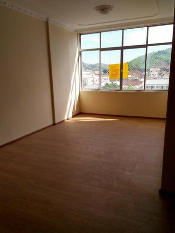 Amplo apartamento no Edifício Vale do Paraíba - Três Rios - RJ - Foto 3