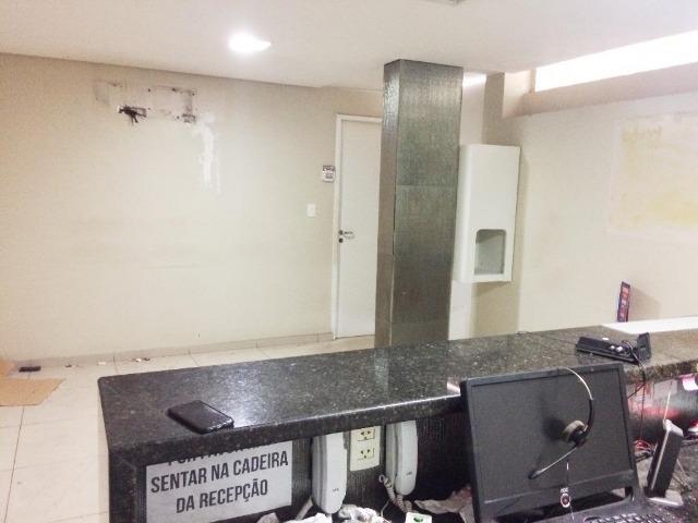 Galpão , Centro , 1.156 m² área construída , 8 vagas , área de manobra, 3 pisos - Foto 9