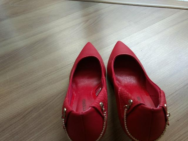 sapato vermelho bottero