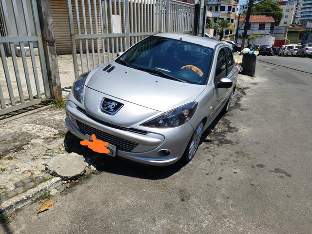 PEUGEOT 207 1.4 ( CUSTOMIZADO) veja a descrição - Foto 15