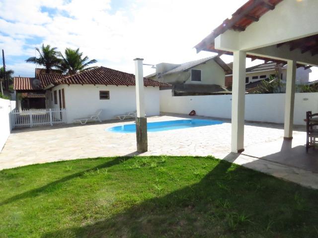 Casa com piscina em Itapoá ,3 quartos(1 suíte), ar, wifi, monit. 24h, 60 metros da praia - Foto 13