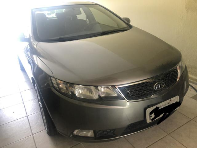 Vende KiA cerato 1.6 - Foto 9