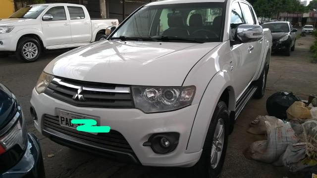 Caminhonete L200 Tritom R$ 87.000,00 - Foto 8