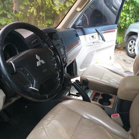 Pajero Full 3.2 Diesel hpe Automatica 7 Lugares - Foto 18