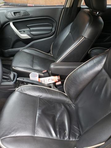 Vendo um New Fiesta - Foto 4