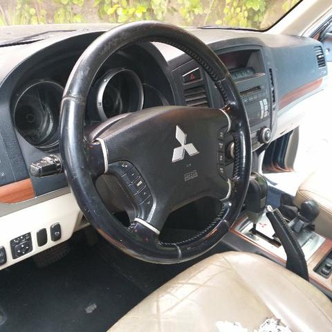 Pajero Full 3.2 Diesel hpe Automatica 7 Lugares - Foto 11