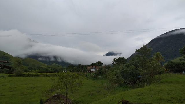 Terreno c água corrente bicuda grande - Foto 3