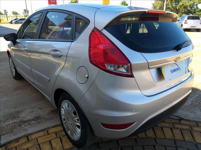 FORD FIESTA 1.6 SE HATCH 16V FLEX 4P MANUAL - Foto 4