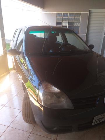 Baixei o preço do Renault Clio 2012