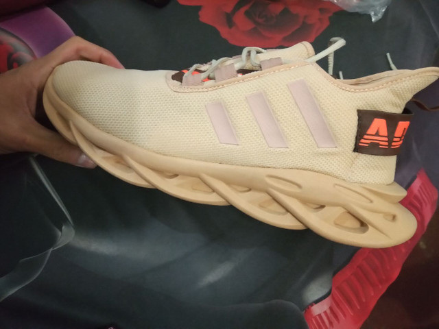 Tênis Número 44 Semi Novo Não é Original - Roupas e calçados - Jardim Meriti, São João de Meriti 808330416 | OLX