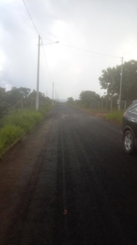 Oportunidade Excelente lote de 1.000 metros no loteamento da Lagoa Quente com toda infrae - Foto 3