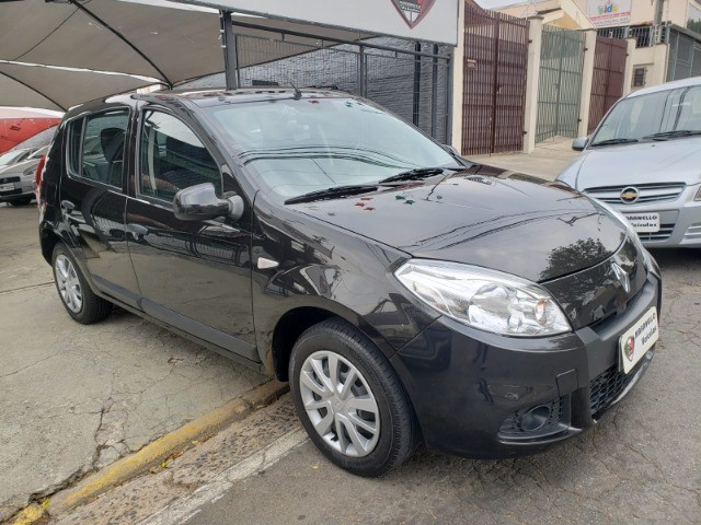 SANDERO 1.6 COMPLETO ANO 2012 R$ 27.990,00