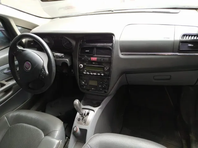 Sucata Fiat Linea Absolute 1.9 Dualogic 2010 Disponível Para Retirada de Peças