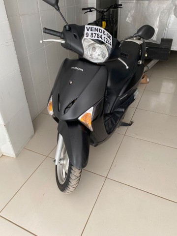 MOTO LEAD HONDA
