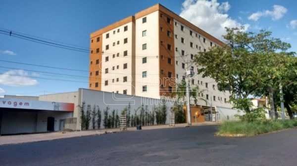 Venda de Apartamentos / Padrão na cidade de Araraquara - Foto 2