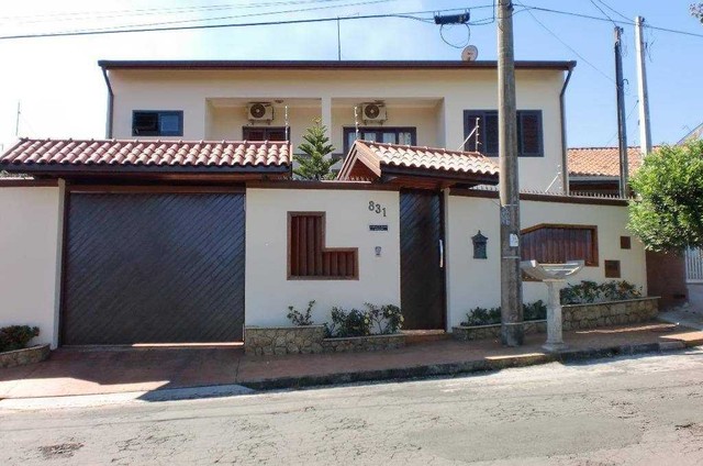Venda de Casas / Padrão na cidade de Cosmópolis
