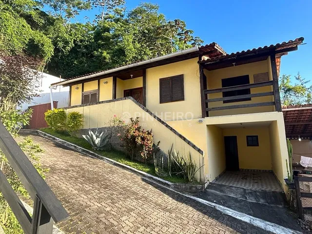 CASA PROXIMO AO CENTRO AGRADAVEL E INTELIGENTE POÇOS DE CALDAS (Brasil) -  de R$ 346