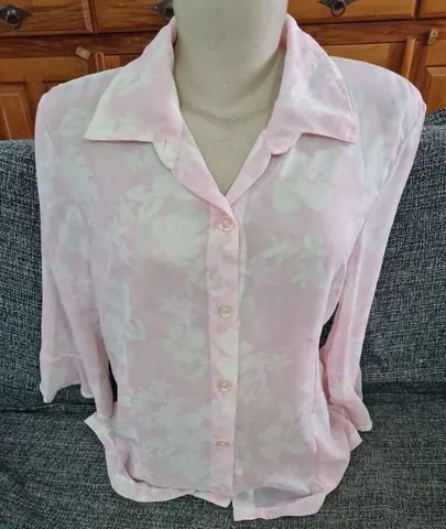 Blusa M translúcida 